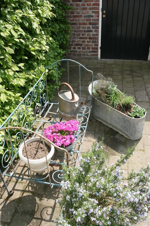 Erfgoedlogies D'Ouffenhoff Baarlo (Limburg) Phòng bức ảnh